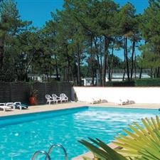 Location de camping à St Jean de Monts -piscine en Vendée